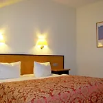 アマデウス ロイヤル ベルリン Hönow