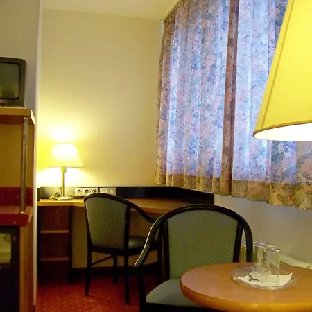 Amadeus Royal Berlin Hotel Hönow