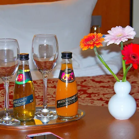 Amadeus Royal Berlin מלון Hönow