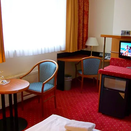 Amadeus Royal Berlin Hotel Hönow