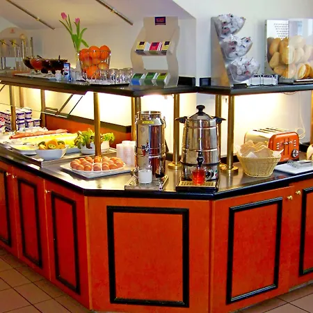 מלון Amadeus Royal Berlin 3*