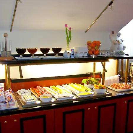 Amadeus Royal Berlin 3*