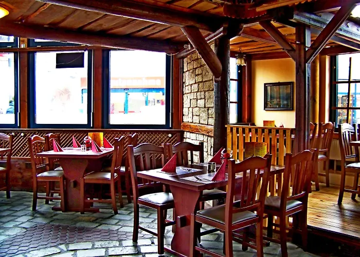 アマデウス ロイヤル ベルリン 3* Hönow