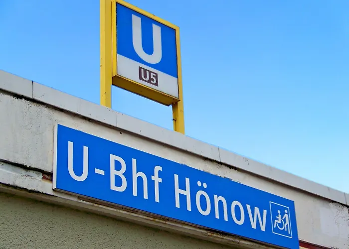 Amadeus Royal Berlin 3* Hönow